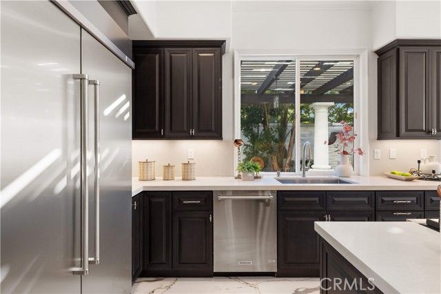 9 Rue Delacroix, Laguna Hills, CA 92679