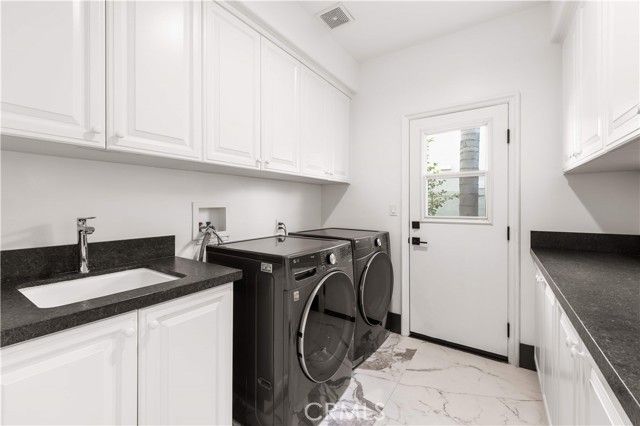 9 Rue Delacroix, Laguna Hills, CA 92679