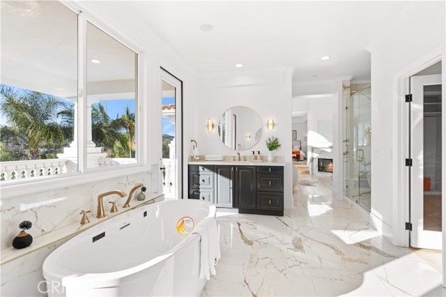 9 Rue Delacroix, Laguna Hills, CA 92679