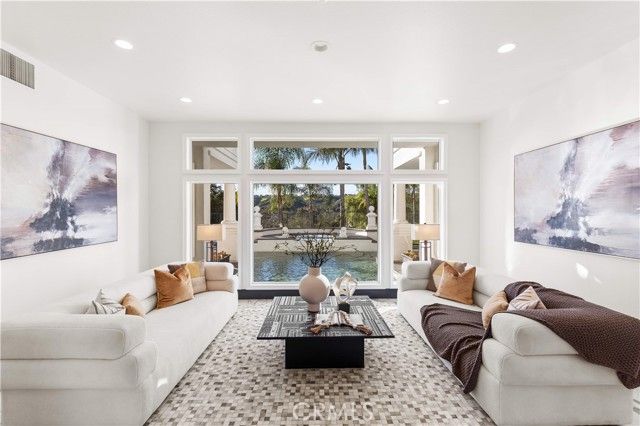 9 Rue Delacroix, Laguna Hills, CA 92679