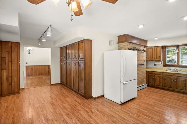 30W520 Arbor Lane, West Chicago, IL 60185