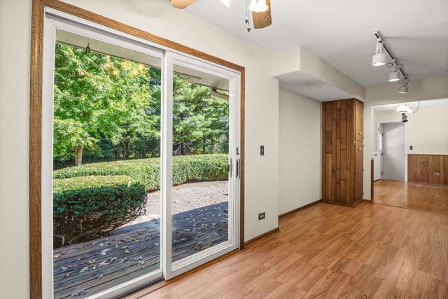 30W520 Arbor Lane, West Chicago, IL 60185