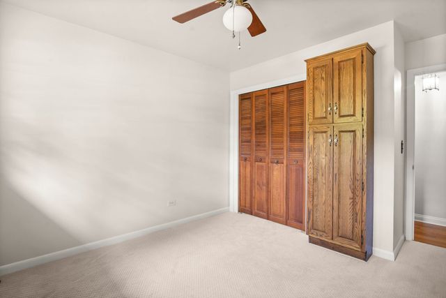 30W520 Arbor Lane, West Chicago, IL 60185