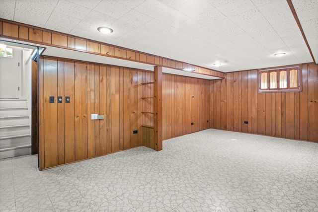 30W520 Arbor Lane, West Chicago, IL 60185