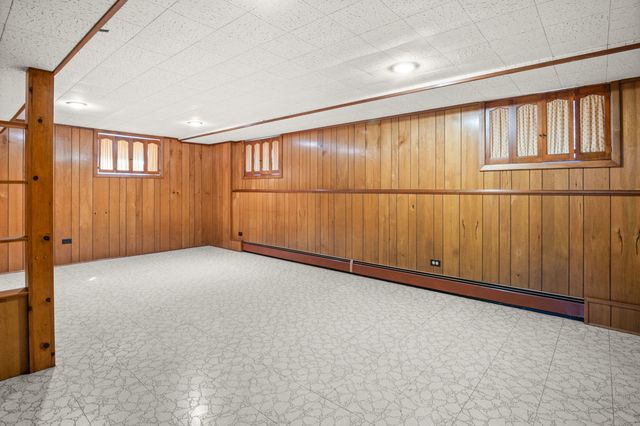 30W520 Arbor Lane, West Chicago, IL 60185