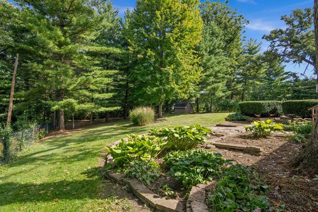 30W520 Arbor Lane, West Chicago, IL 60185