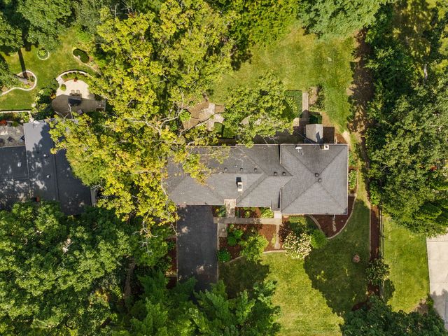 30W520 Arbor Lane, West Chicago, IL 60185