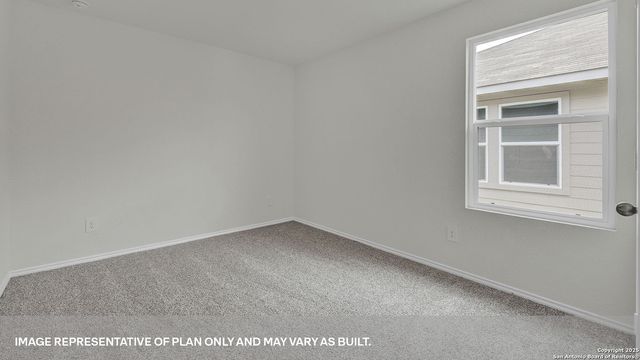 305 COTTONMOUTH LANE, Seguin, TX 78155