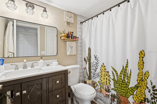 1200 TARPON WOODS BOULEVARD N2, Palm Harbor, FL 34685