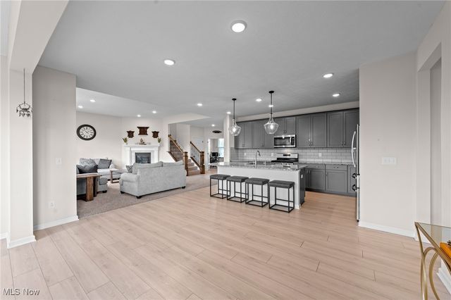 8924 Leatherleaf Drive, Columbia Station, OH 44028