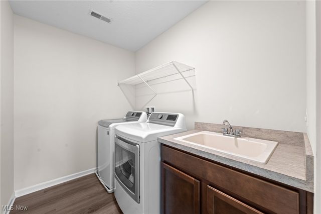 8924 Leatherleaf Drive, Columbia Station, OH 44028