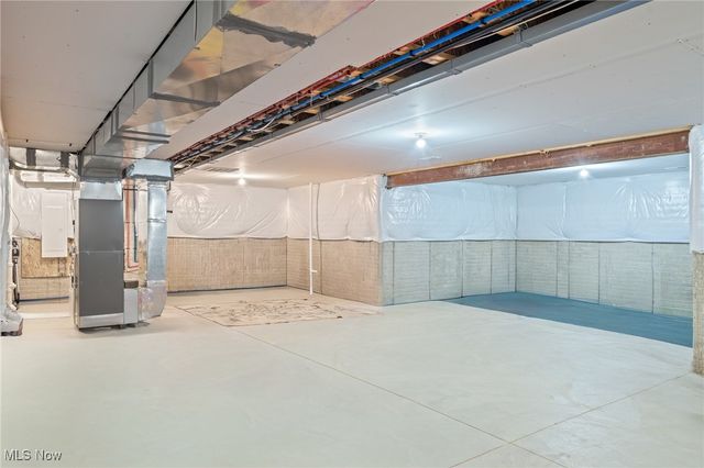 8924 Leatherleaf Drive, Columbia Station, OH 44028