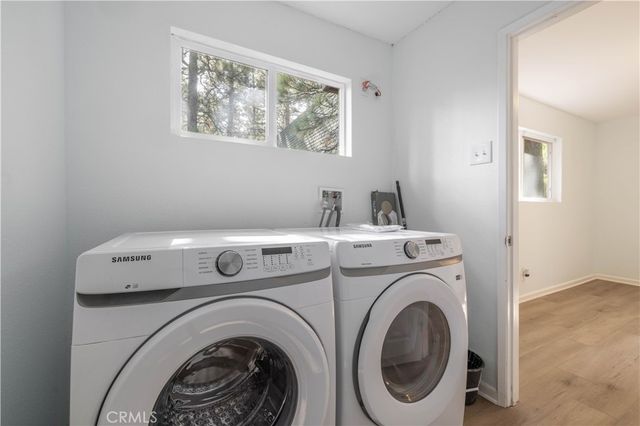 1044 E Country Club Boulevard, Big Bear City, CA 92314