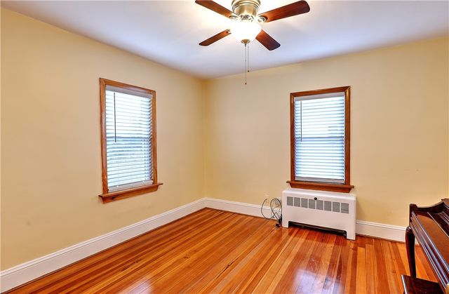 509 Middle Highway, Barrington, RI 02806