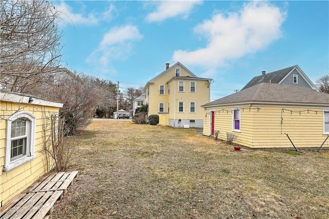 509 Middle Highway, Barrington, RI 02806