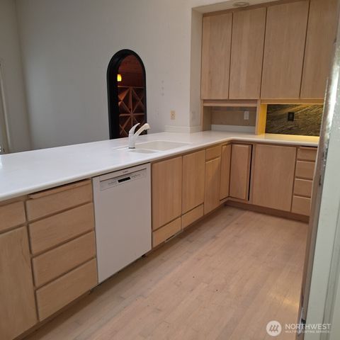2417 Greenhaven Place NW, Bremerton, WA 98312