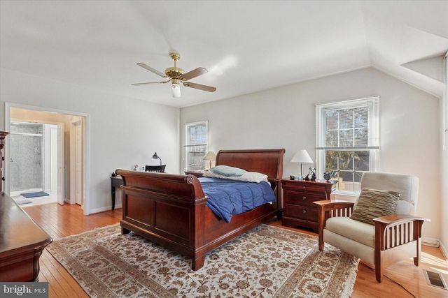 15 EASTGATE DR, Phoenixville, PA 19460