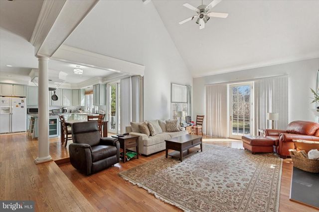15 EASTGATE DR, Phoenixville, PA 19460