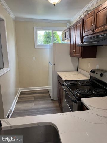 7700 OXMAN RD, Landover, MD 20785