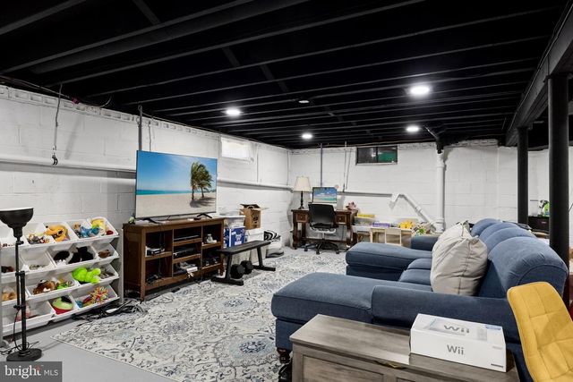 6104 WALNUT AVE, Pennsauken, NJ 08109
