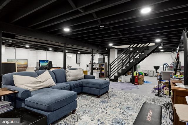 6104 WALNUT AVE, Pennsauken, NJ 08109
