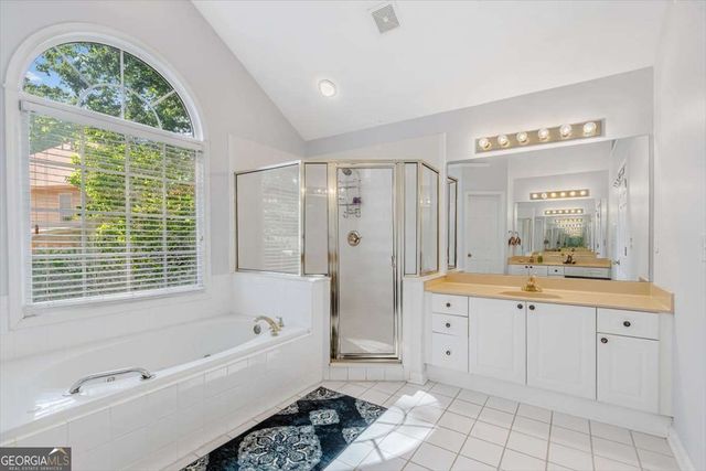 6915 Glen Cove Lane, Stone Mountain, GA 30087