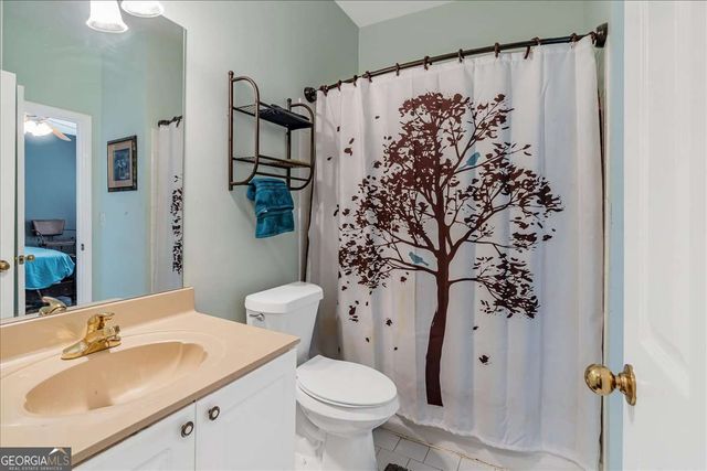6915 Glen Cove Lane, Stone Mountain, GA 30087