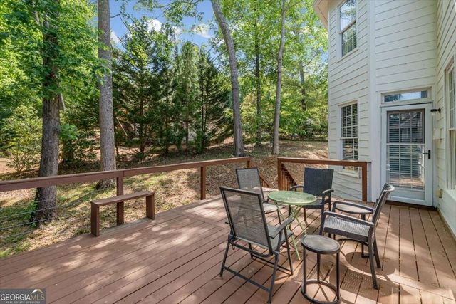6915 Glen Cove Lane, Stone Mountain, GA 30087
