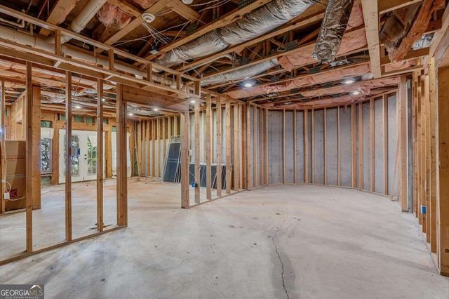 6915 Glen Cove Lane, Stone Mountain, GA 30087