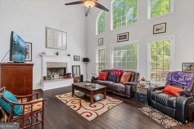 6915 Glen Cove Lane, Stone Mountain, GA 30087