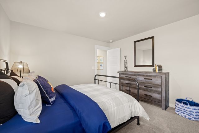 42 Torrey Pines Ln, Lebanon, TN 37087