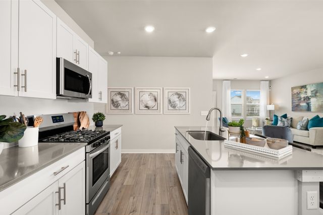 42 Torrey Pines Ln, Lebanon, TN 37087