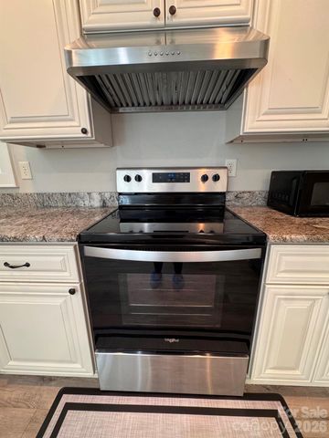 792 Harris Avenue NW, Valdese, NC 28690