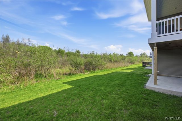 155 Sandstone Circle, Grand Island, NY 14072