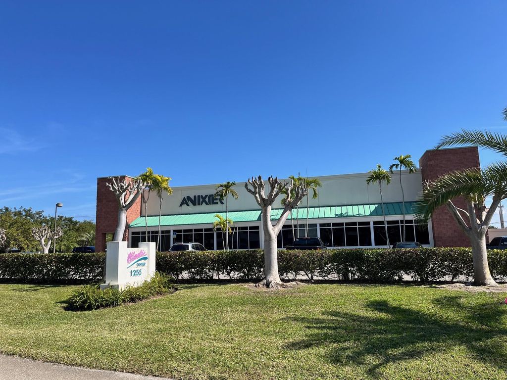1255 NW 17th Ave 2, Delray Beach, FL 33445