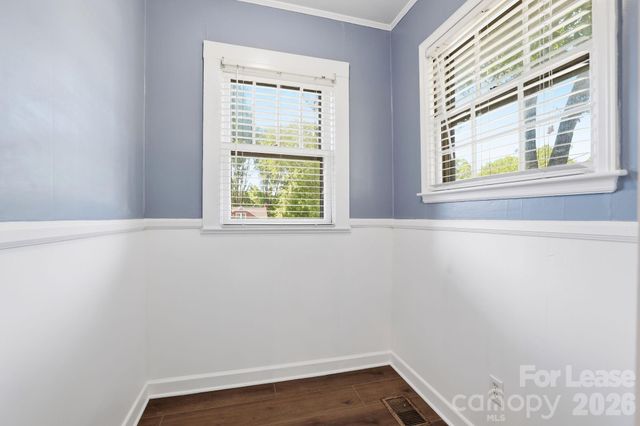 525 W Third Avenue, Gastonia, NC 28052