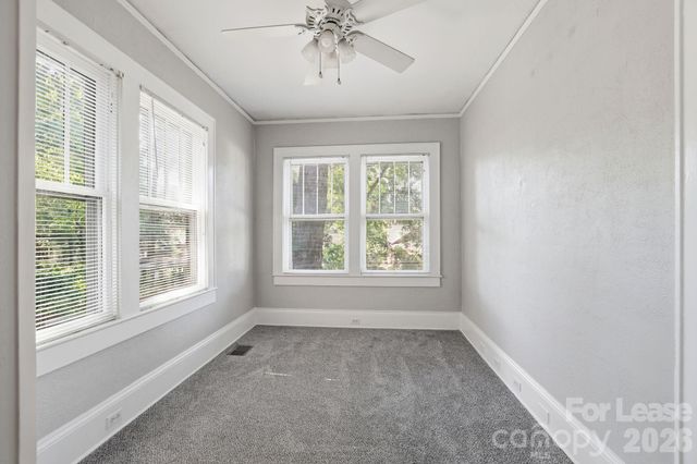 525 W Third Avenue, Gastonia, NC 28052