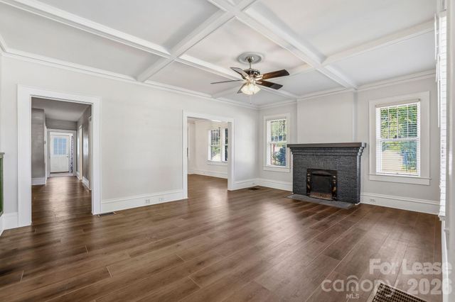 525 W Third Avenue, Gastonia, NC 28052
