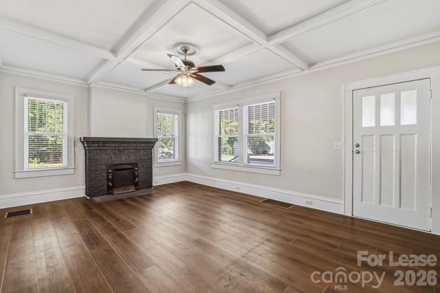 525 W Third Avenue, Gastonia, NC 28052