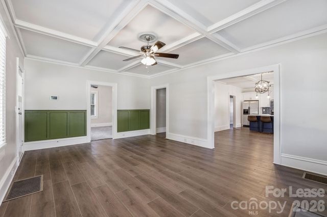 525 W Third Avenue, Gastonia, NC 28052
