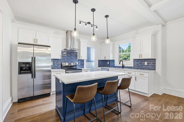 525 W Third Avenue, Gastonia, NC 28052