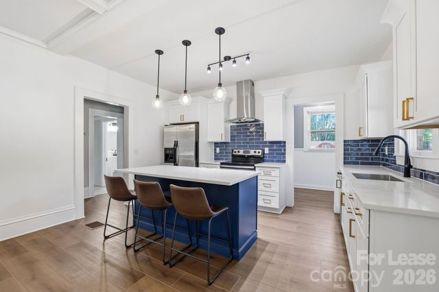 525 W Third Avenue, Gastonia, NC 28052