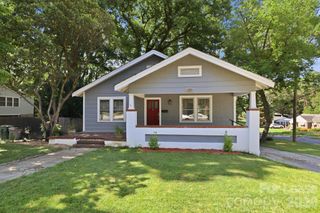525 W Third Avenue, Gastonia, NC 28052