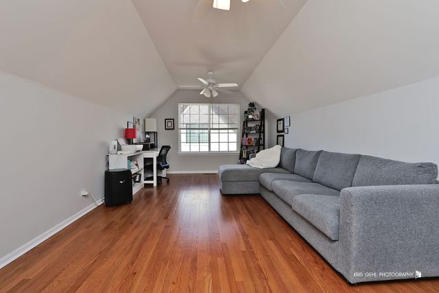 451 W Waterbury Drive, Round Lake, IL 60073