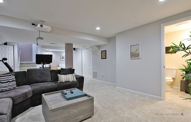 451 W Waterbury Drive, Round Lake, IL 60073