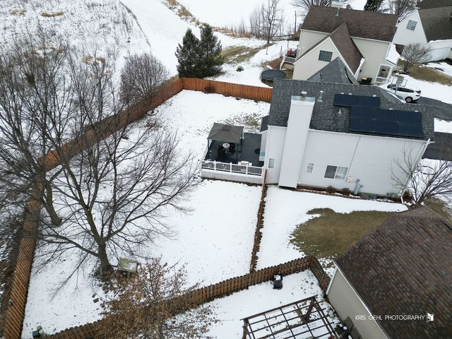 451 W Waterbury Drive, Round Lake, IL 60073