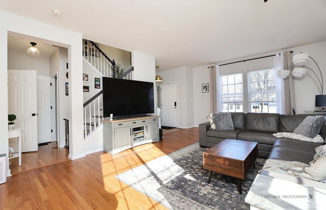 451 W Waterbury Drive, Round Lake, IL 60073