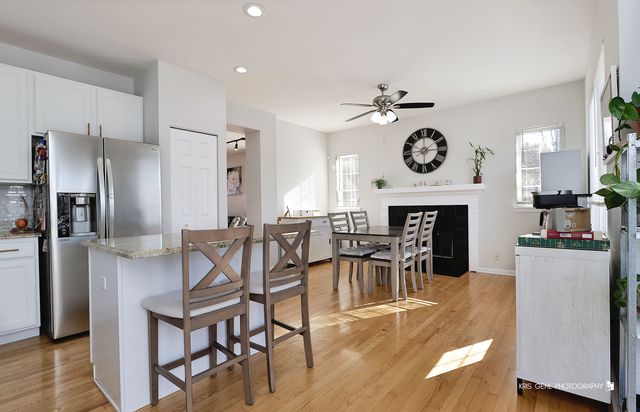 451 W Waterbury Drive, Round Lake, IL 60073