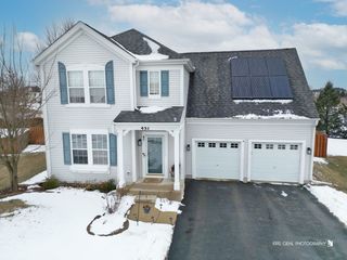 451 W Waterbury Drive, Round Lake, IL 60073