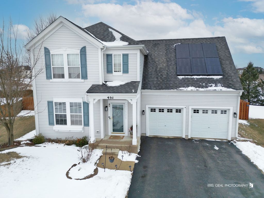 451 W Waterbury Drive, Round Lake, IL 60073